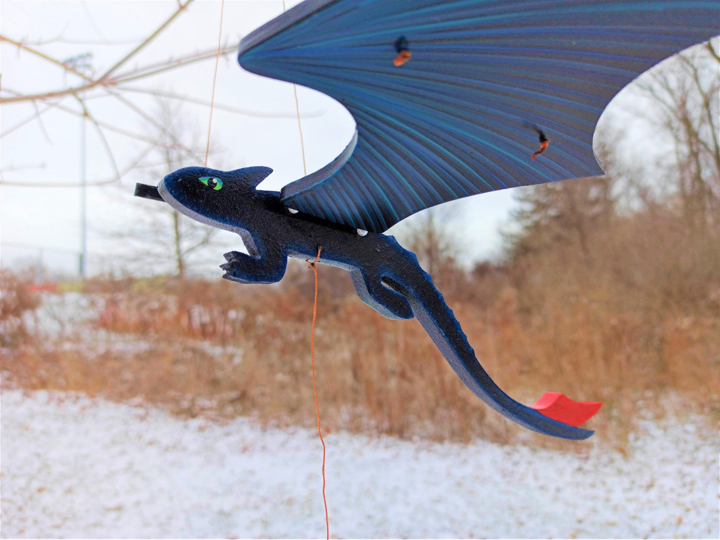 Black Dragon Flying Mobile